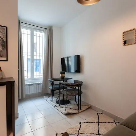 Place Next Paris - - 4pax パンタン