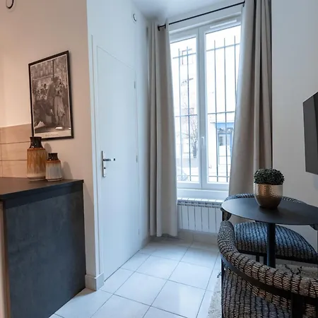 Place Next Paris - - 4pax * Pantin