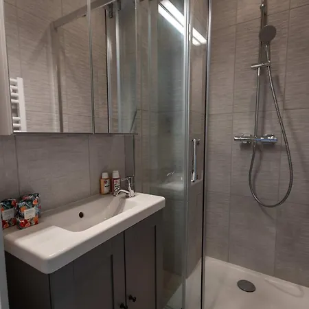 Place Next Paris - - 4pax
